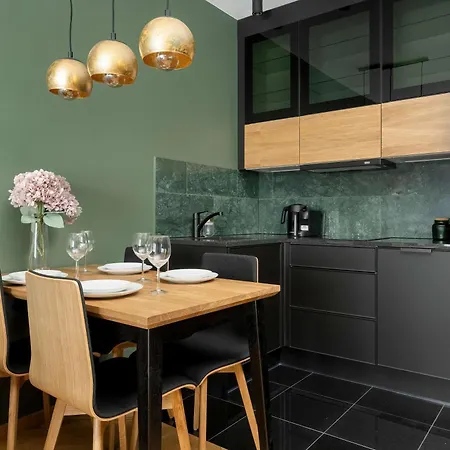 Quorum With Parking And Air Conditioning Close To The Center In By Renters Prestige Apartamento *