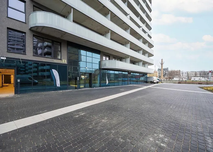 Апартаменты Quorum With Parking And Air Conditioning Close To The Center In By Renters Prestige