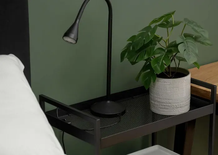 Διαμέρισμα Quorum With Parking And Air Conditioning Close To The Center In By Renters Prestige Βρότσλαβ